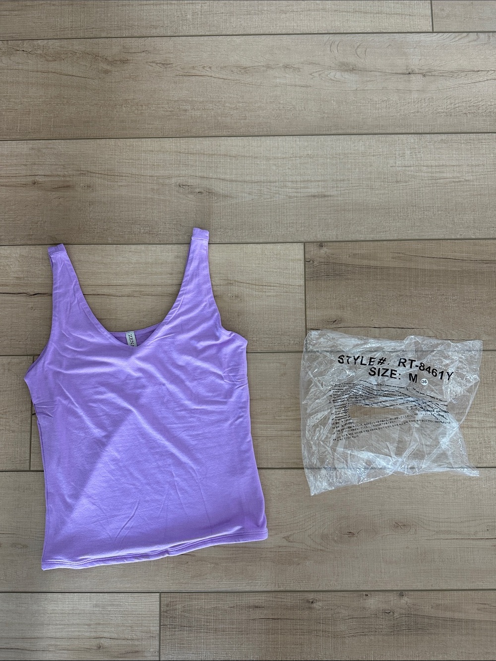Zenana boutique Lavender V-Neck Women's Tank Top - Purple